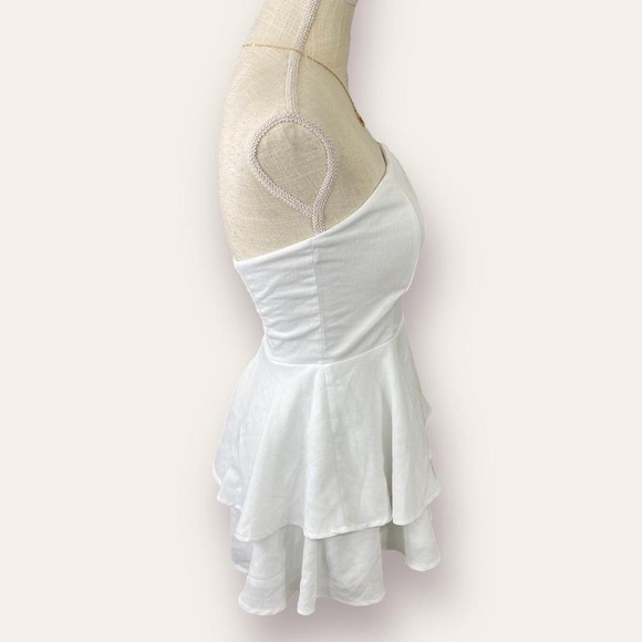 ✨🤍 Princess Polly Romper 🤍✨ - Picture 5 of 8